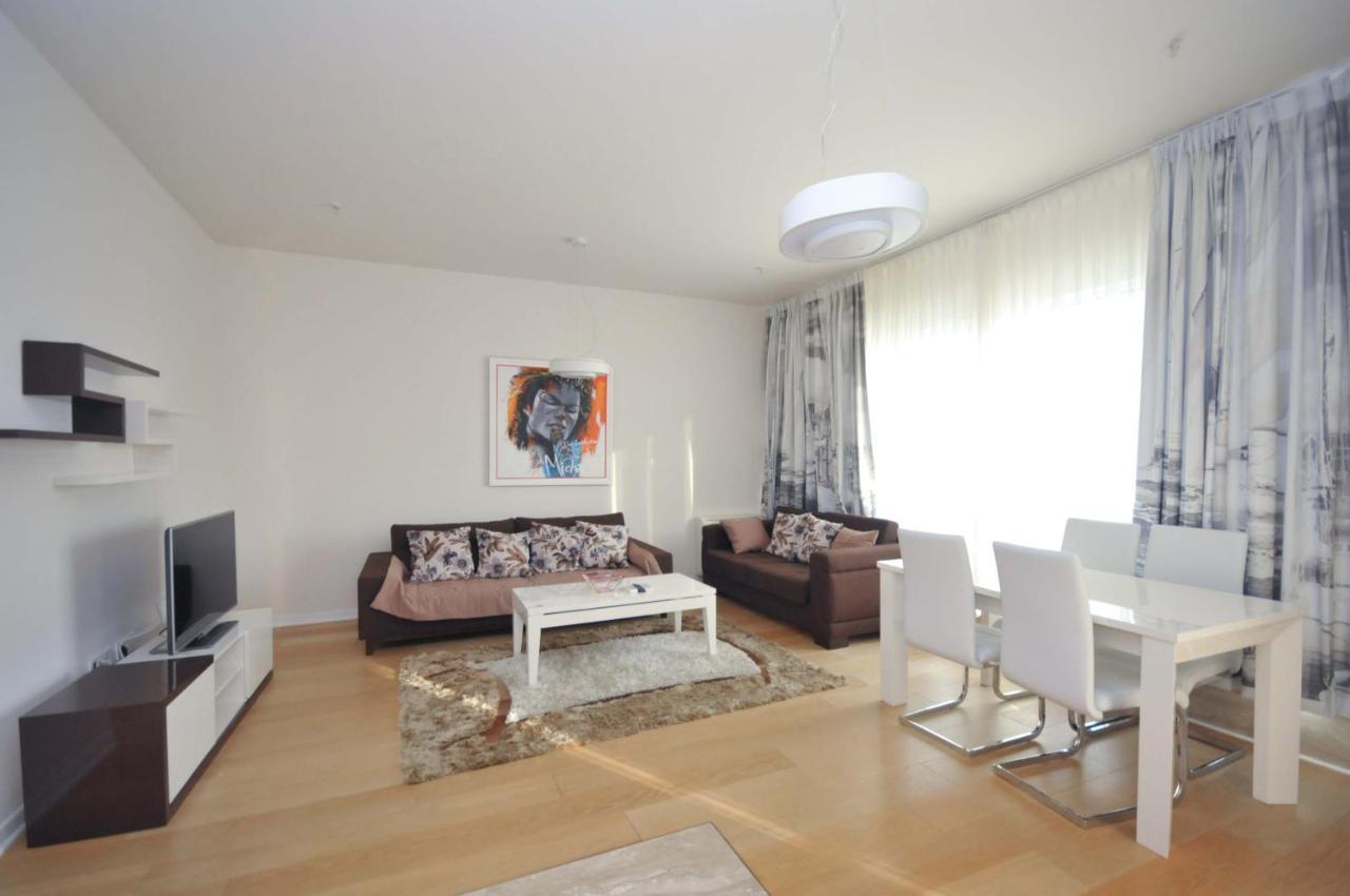 Luxury Montesun Apartments Budva Buitenkant foto