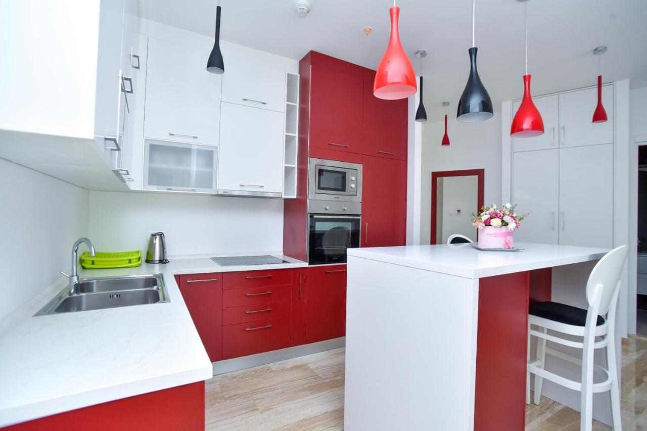 Luxury Montesun Apartments Budva Buitenkant foto